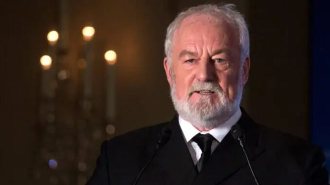 Adiós a Bernard Hill, el capitán de Titánic y Theoden del Señor de los Anillos