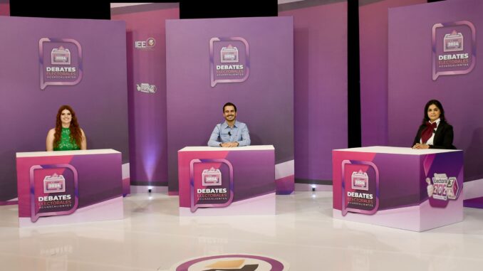 Participan en debate Candidaturas a Diputación Local del Distrito 6