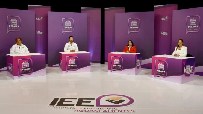 Efectúa IEE debate entre candidaturas a Diputación Local del Distrito 11
