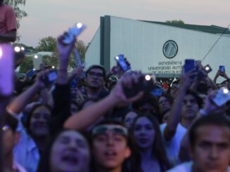 Estudiantes de la UAA celebran su día en el Festival Mayo Gallo