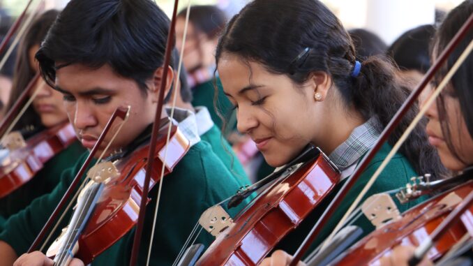 Llaman a Jóvenes de secundarias y bachilleratos a formar parte del Mariachi Monumental de Aguascalientes