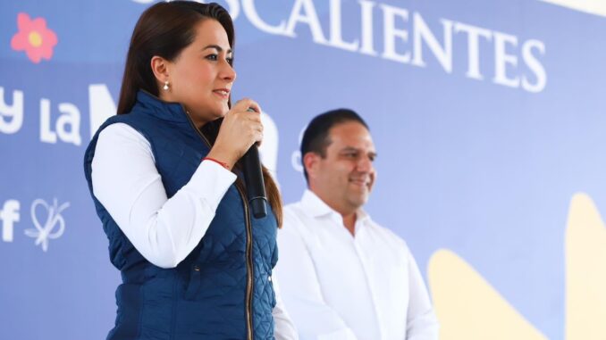 Felicita Gobernadora Tere Jiménez a pequeñas y pequeños del oriente de la capital por el Día del Niño y de la Niña