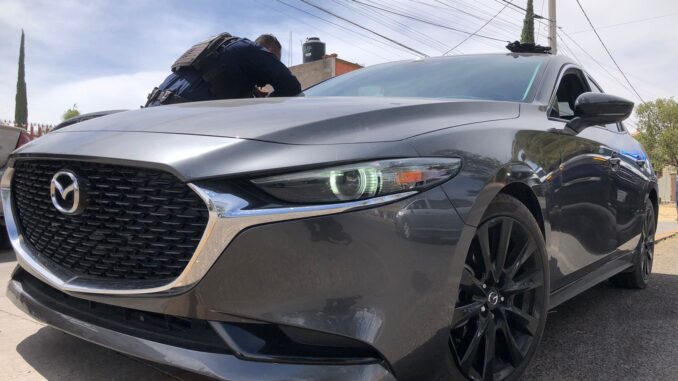 Vehículo asegurado con reporte de robo