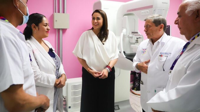 Entrega Gobernadora Tere Jiménez nuevo Mastógrafo al Hospital General de Rincón de Romos