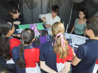 Estudiantes de la UAA diseñan y exhiben material didáctico para la enseñanza del inglés