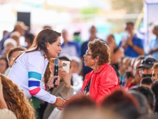 Gobernadora Tere Jiménez reanuda el Programa "Gobernadora cerca de Ti" en la colonia Insurgentes