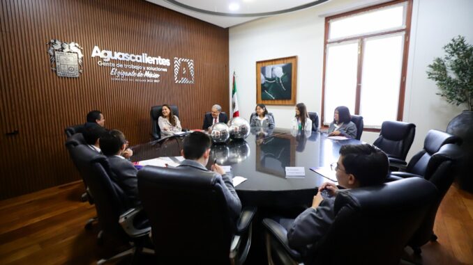 Reconoce Gobernadora Tere Jiménez a Jóvenes que ganaron su pase a la Olimpiada Internacional de Matemáticas en Singapur