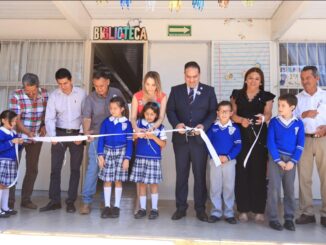 Reconoce José Juan Sánchez Barba a estudiantes destacados de Primaria