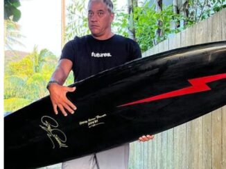 Muere el actor Tamayo Perry tras ser atacado por tiburón en Hawái