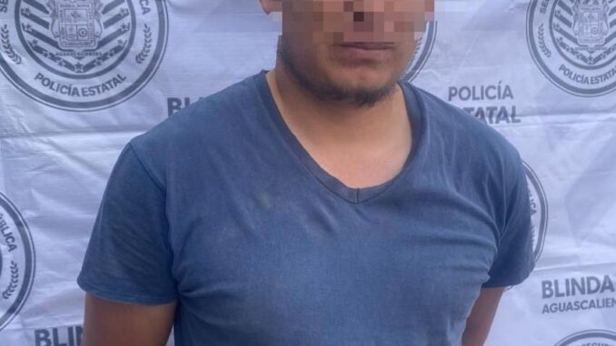 Detienen a una persona con orden de aprehensión