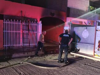 Atienden reporte de incendio en un domicilio, en el que sólo se registraron daños materiales