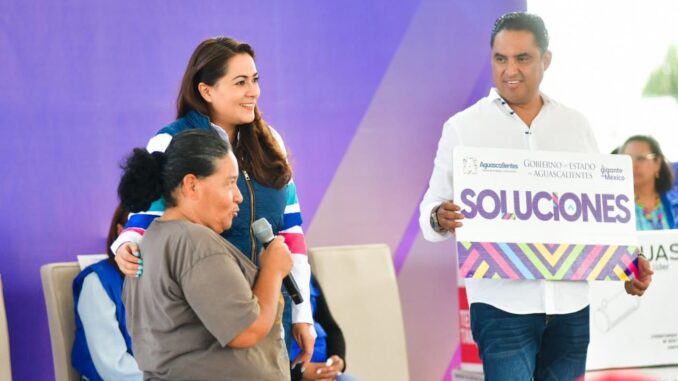 Entrega Gobernadora Tere Jiménez Calentadores Solares y Tinacos a 1,000 familias del oriente de la ciudad