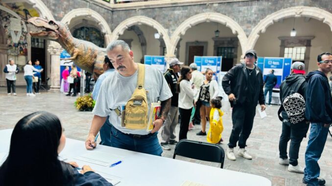 Empleos con sueldos de hasta 30 mil pesos este "Jueves de Bolsa de Trabajo"