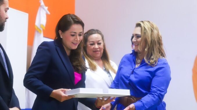 Inaugura Gobernadora Tere Jiménez Foro para que Empresarios fortalezcan sus competencias y accedan a mercados internacionales