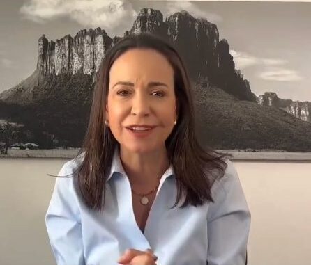 María Corina Machado pide a los venezolanos en el exterior organizarse para los comicios