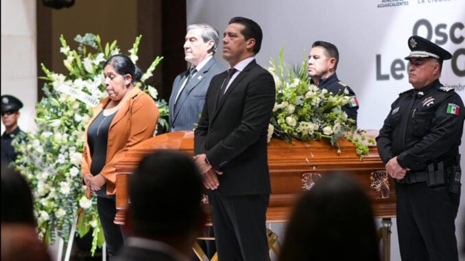 Rinden Homenaje a Policía Municipal que perdió la vida en el cumplimiento de su deber