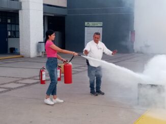 Imparten curso de uso de extintores para control y combate de incendios en BACHUAA