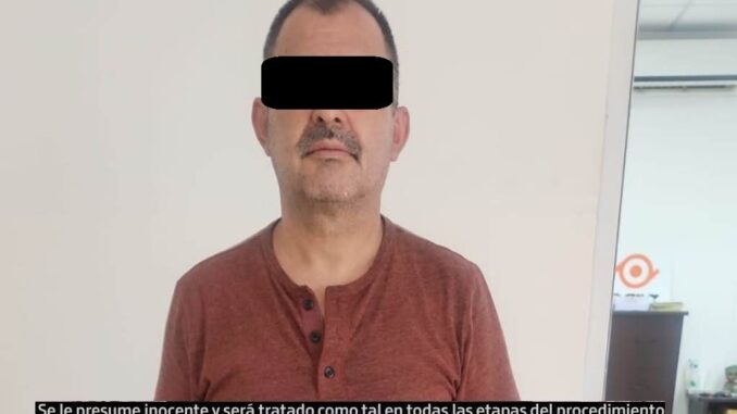 Conducía un vehículo con reporte de robo y fue detenido