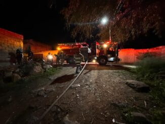 Sofocan incendio en un domicilio ubicado en Rincón de Romos