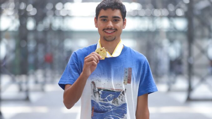 Rogelio Guerrero Reyes gana por segundo año consecutivo la medalla de oro en la Olimpiada Internacional de Matemáticas