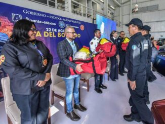 Reconocen importante labor de los Bomberos en su Día