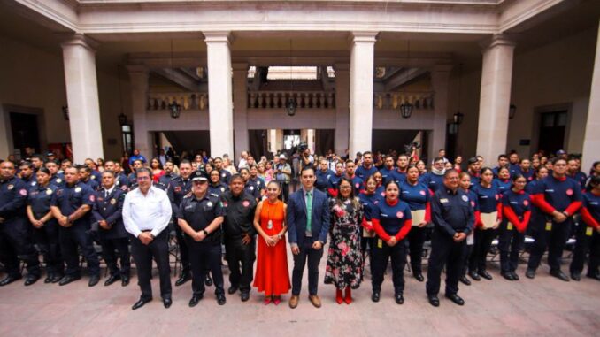 Conmemora Municipio de Aguascalientes el Día Nacional del Bombero con Graduación de Voluntarios