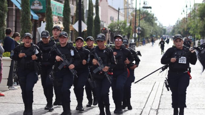 Realizan la Primer Carrera de Resistencia con Policías en Aguascalientes