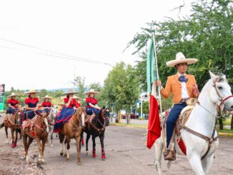 Primera Cabalgata rumbo al Complejo Santa Cruz Calvillo