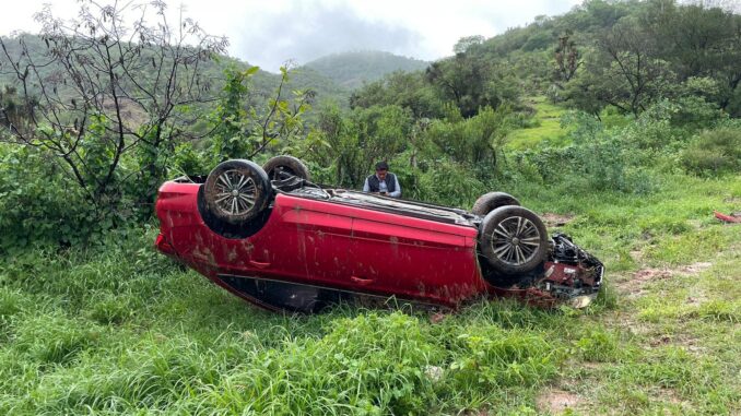 Atiende Policía Turística, accidente de tránsito en Calvillo