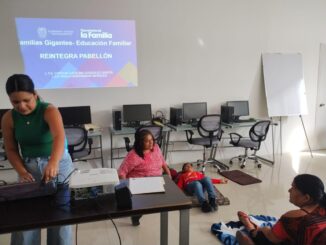 Realizan talleres a familias del programa Reintegra