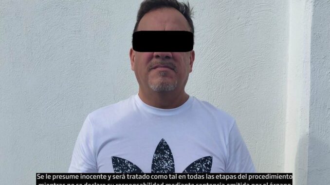 Conducía un vehículo con reporte de robo y fue detenido