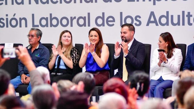 Encabeza Gobernadora Tere Jiménez la Segunda edición del "Jueves de Bolsa de Trabajo" para Adultos Mayores