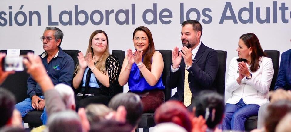 Encabeza Gobernadora Tere Jiménez la Segunda edición del "Jueves de Bolsa de Trabajo" para Adultos Mayores