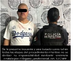 Detienen a una persona por daños a Unidades de la Policía Metropolitana y robo de equipo de comunicaciones