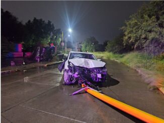 Policías Viales de Aguascalientes atienden el reporte de accidente que se registró en las primeras horas de este sábado en Villas del Campestre