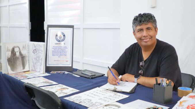 Ganador de Récord Guinness presente en la Feria del Libro de la UAA