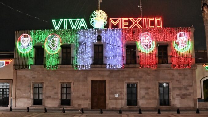 Se realizó el encendido de las luces por las fiestas patrias en Jesús María