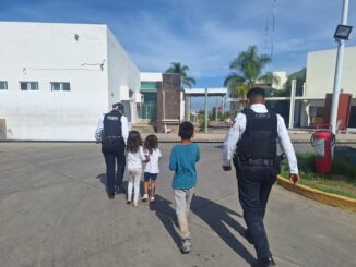 Policías Municipales de Aguascalientes rescataron a tres menores de edad que se encontraban encerrados en un domicilio del fraccionamiento Paseos del Sur