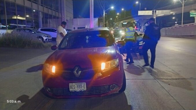 Policías Viales de Aguascalientes atendieron el reporte de accidente que se registró sobre Avenida Aguascalientes