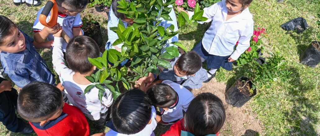 El Gobierno Municipal de Jesús María impulsa la reforestación y conciencia ambiental entre los más pequeños