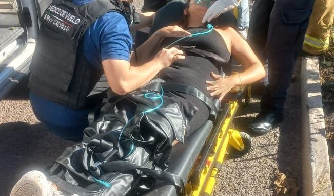 Atienden accidente de tránsito con lesionados en Calvillo