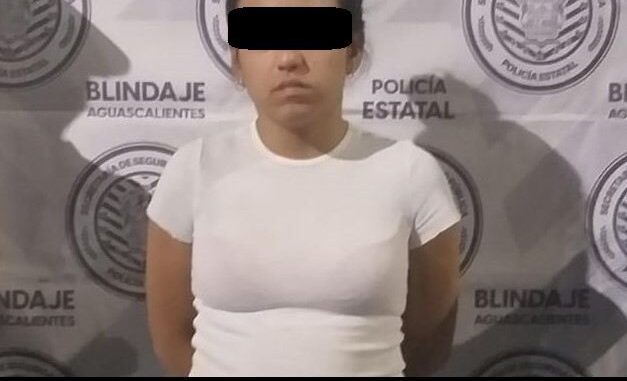 Capturan a una mujer en posesión de droga