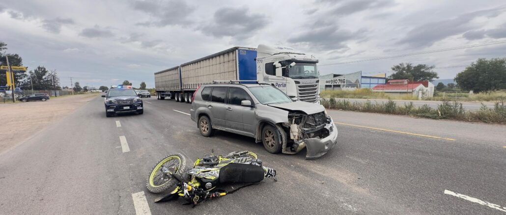 Policía Turística atiende accidente de tránsito en Pabellón de Arteaga