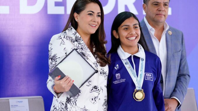 Gobernadora Tere Jiménez se reúne con jóvenes Medallistas; recibirán Estímulos y Becas Orgullo Aguascalientes