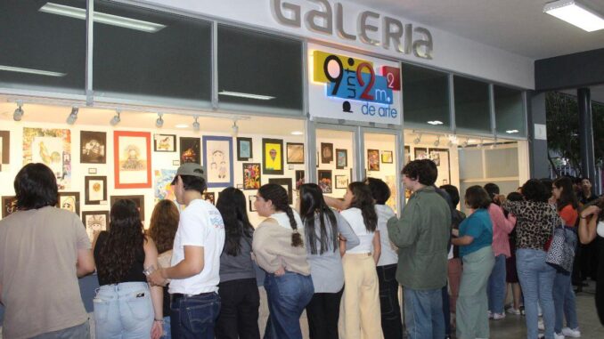 Estudiantes de BACHUAA realizan exposición inspirada en el artista Gabriel Fernández Ledesma