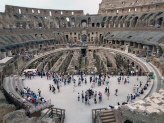 Investigadora analiza la influencia de la IA y las nuevas tecnologías en el perfil del turista moderno