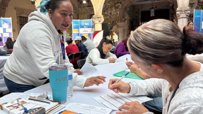 Vacantes con sueldos de hasta 25 mil pesos en el próximo “Jueves de Bolsa de Trabajo”