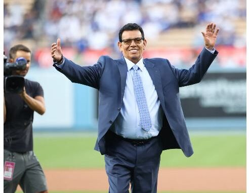 Hospitalizan a Fernando Valenzuela en California, revela David Faitelson