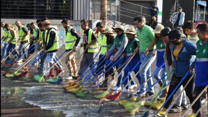 Impulsa Leo Montañez servicio comunitario a favor de la limpieza de espacios públicos, orden y seguridad