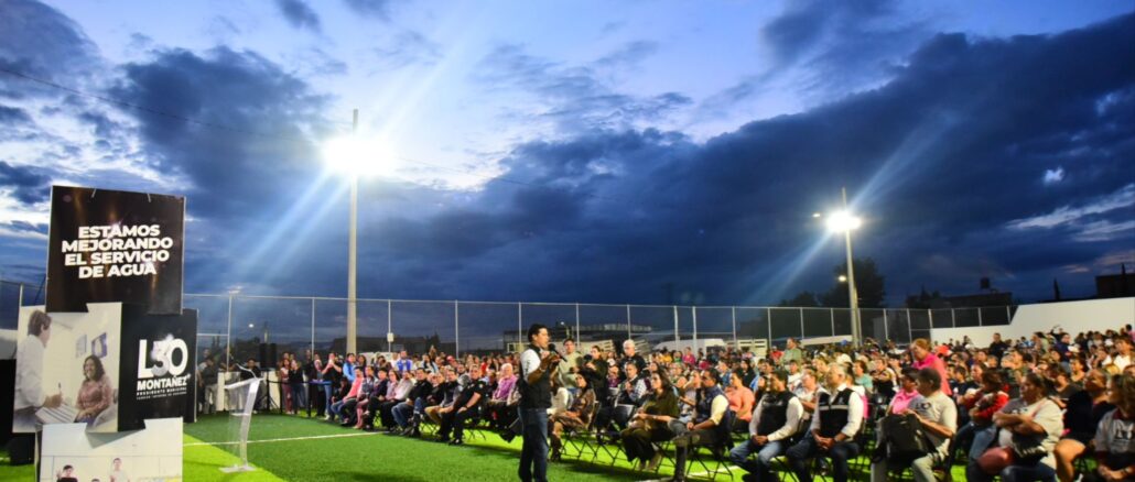 Presenta Leo Montañez Tercer Informe en la nueva cancha de Valle de los Cactus